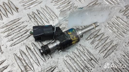 Форсунка бензиновая honda pilot 3 (5MF06B701)