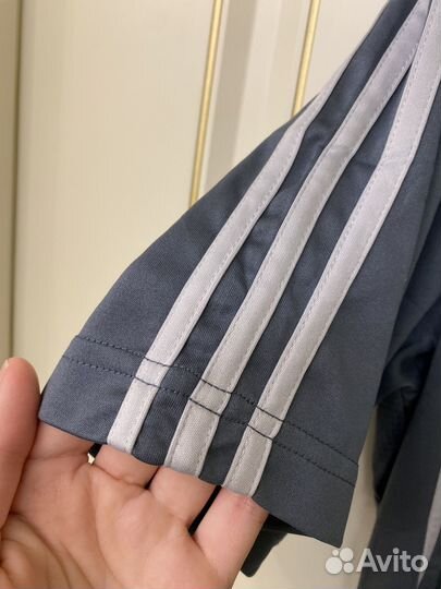 Футболка adidas