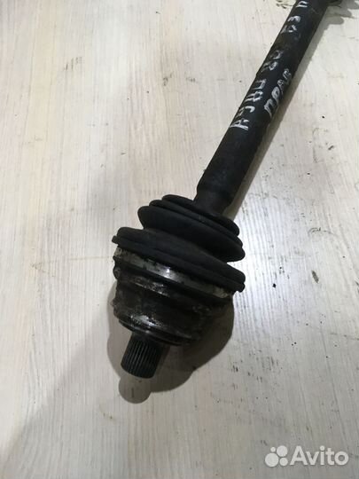 Полуось передняя правая Ауди 80 Б3 1.6 МКПП