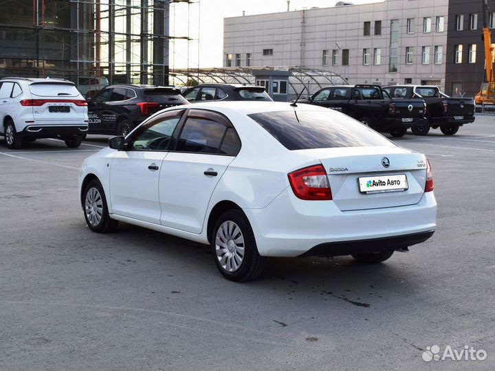 Skoda Rapid 1.6 МТ, 2015, 110 000 км