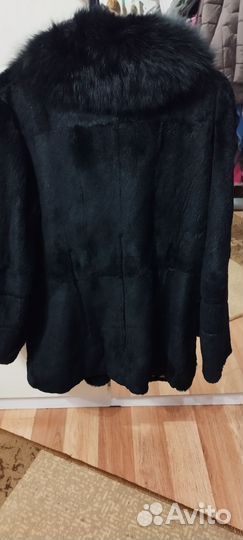 Шубка натуральная женская воротник чернобурки