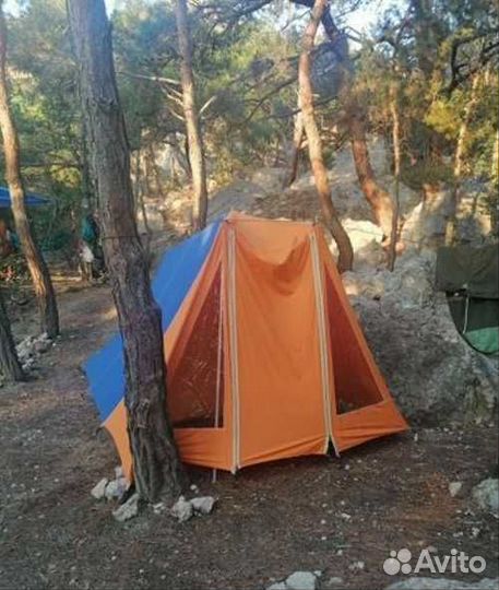 Палатка туристическая 3 местная бу