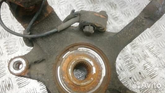 Ступица передняя правая renault master 2 (2BL06N90