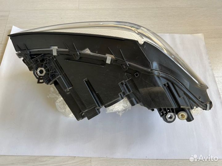 Фара передняя правая Bmw X3 X4 G01 G02 2020