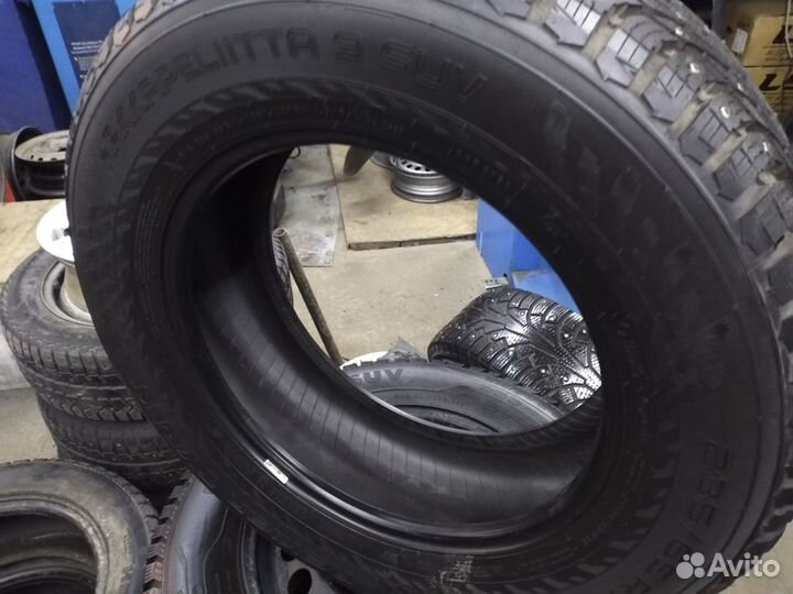 Nokian Tyres Hakkapeliitta 9 SUV 235/65 R17