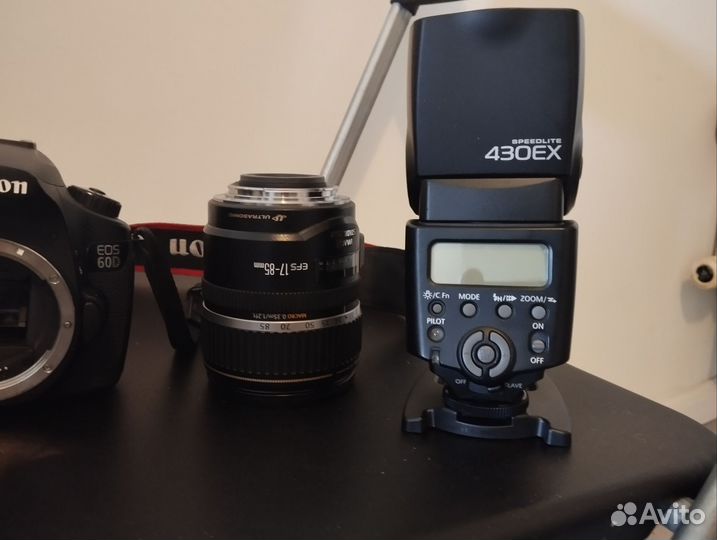 Зеркальный фотоаппарат canon 60d
