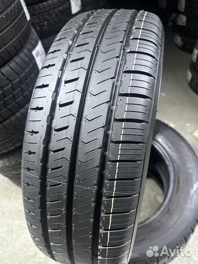 Hankook Radial RA28 205/65 R16C 107T