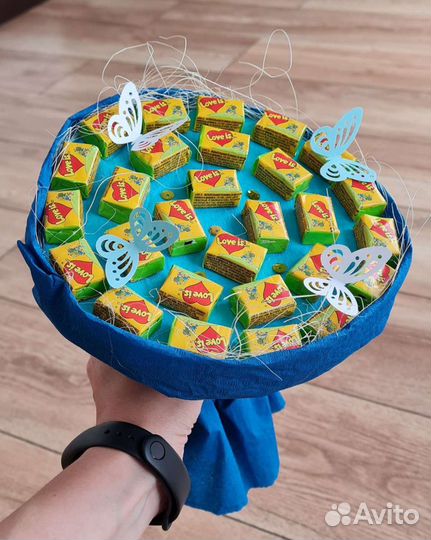 Букет love IS оригинальный