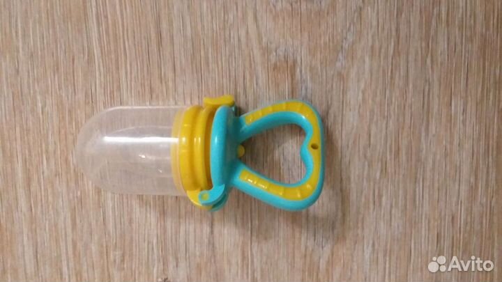 Ниблер+ручной молокоотсос фирмы avent+поильник в п