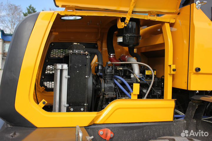 Фронтальный погрузчик Redstar ZL25, 2023