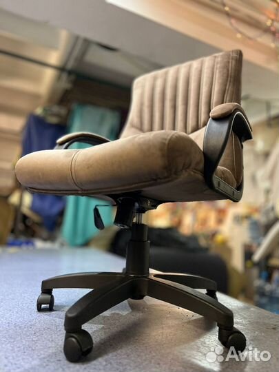 Компьютерное кресло