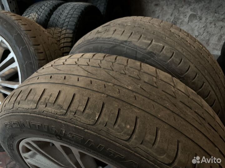 Continental ContiCrossContact UHP 235/55 R19