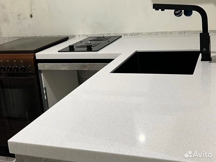 Столешница для кухни Staron Рroject 200х60