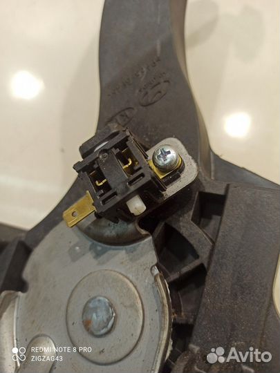 Педаль ручного тормоза (Kia K5 III)