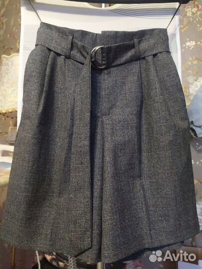 Шорты-бермуды