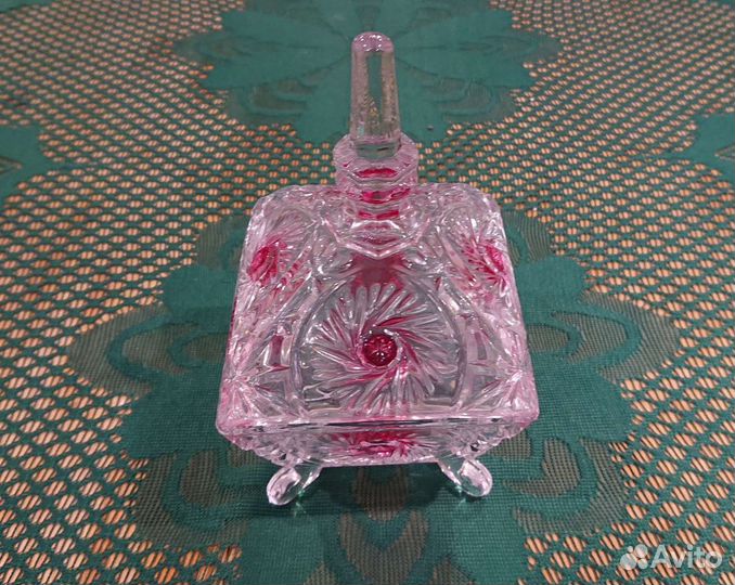 Стеклянная сахарница