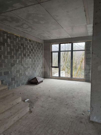 Дом 180 м² на участке 4,5 сот.