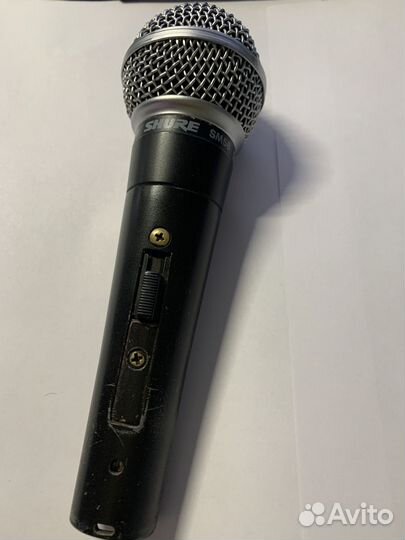 Студийный микрофон Shure sm58