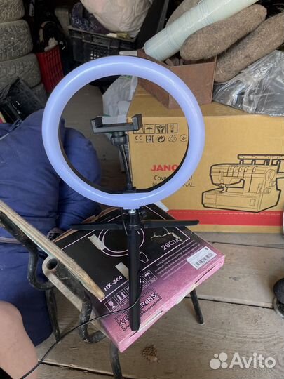 Кольцевая лампа