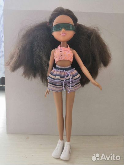 Кукла Bratz