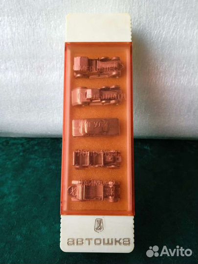 Сувенирный набор машинок Автошка брелок модель