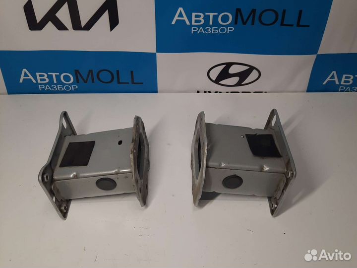 Кронштейн усилителя бампера Хендай i30 1 FD