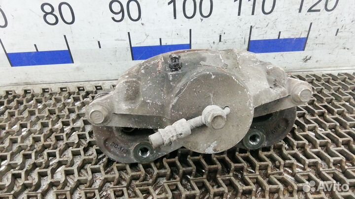 Суппорт передний левый Kia Cerato 2005