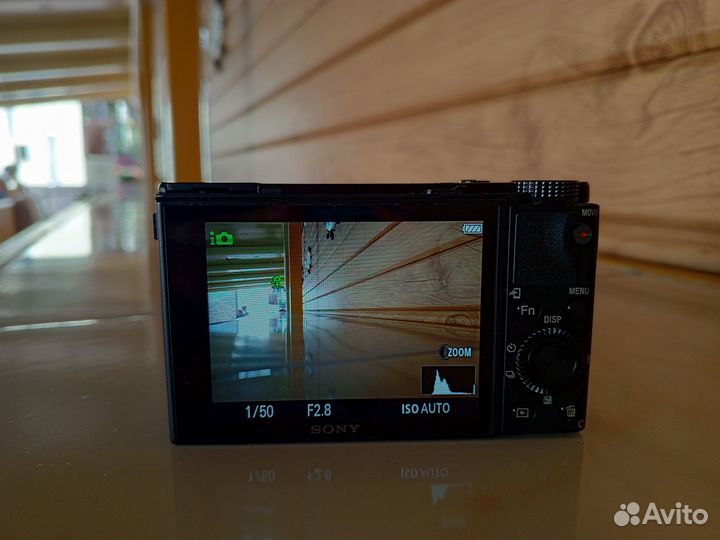 Компактный фотоаппарат Sony RX100 VII (DSC-RX100M7