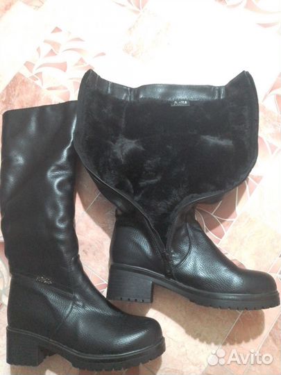 Зимние женские сапоги 36р