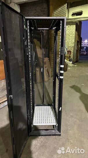 Шкаф APC NetShelter SX 42U 600 x 1200 mm, Black