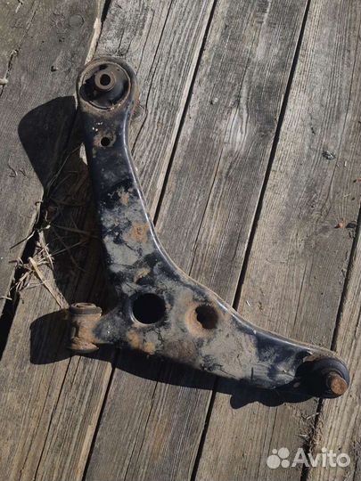 Рычаг на ланцер 9