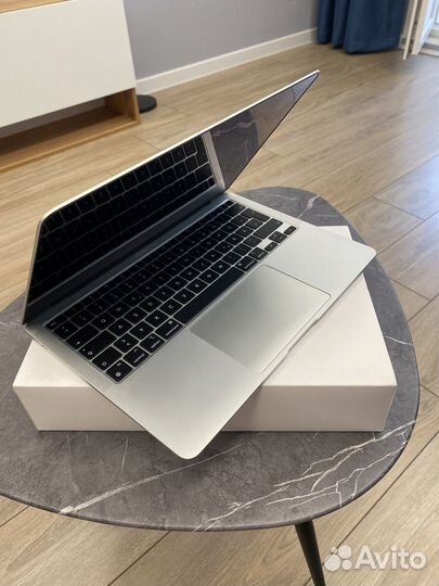 Apple MacBook air 13 2020 m1 8gb 256