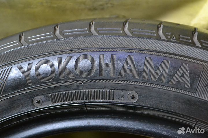 Yokohama BluEarth RV-01 215/55 R17