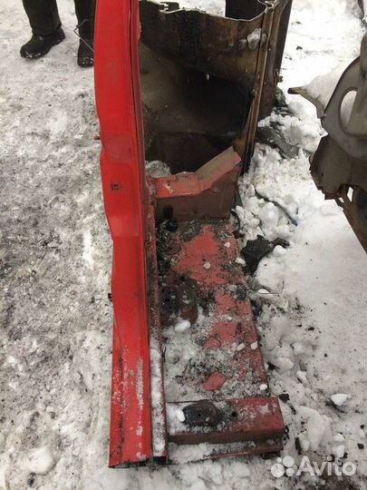 Стойка кузова правая с порогом LADA Largus