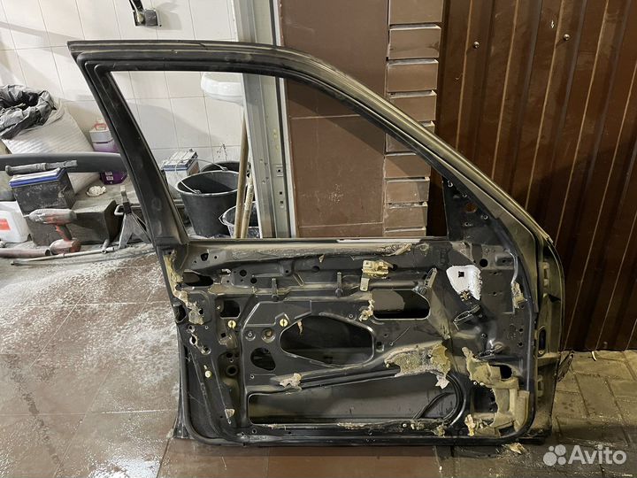 Mercedes w140 дверь передняя левая