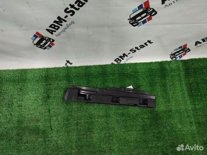 Кронштейн порога левый Bmw 320D F30 N47D20C 2012