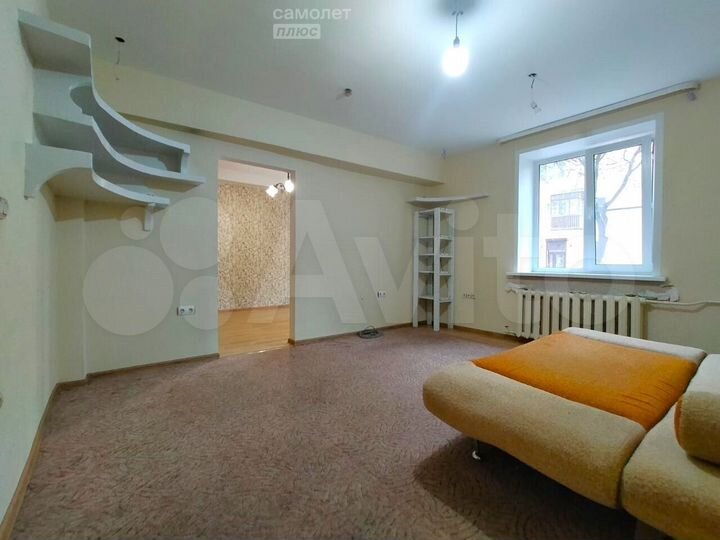Комната 17,8 м² в 2-к., 1/3 эт.