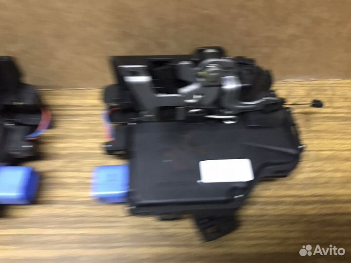 Замок задней двери шкода октавия а5