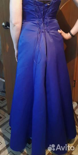 Платье вечернее