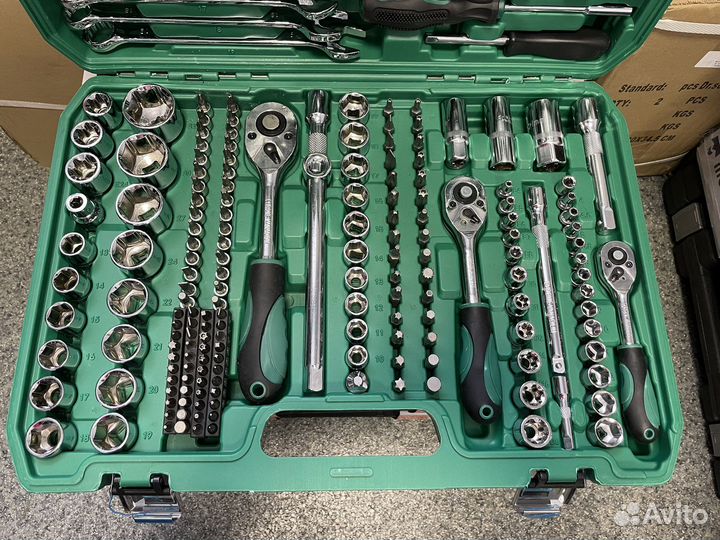 Набор инструментов для авто 216 предметов