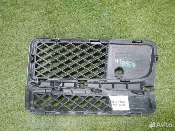 Решетка переднего бампера правая Mercedes G W463