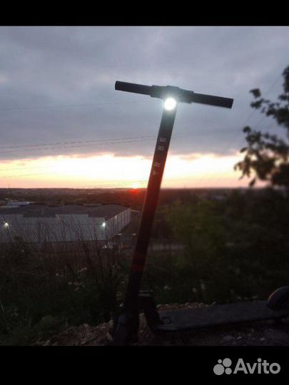 Электросамокат tribe