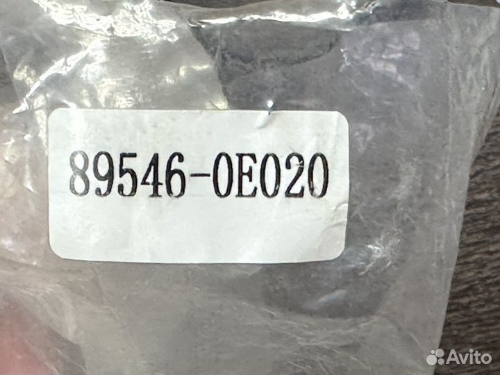 Датчик ABS Toyota Highlander 89546-0E020