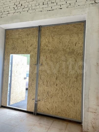 Склад, 692 м²