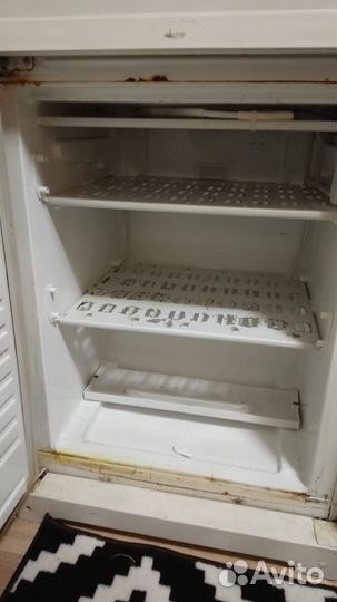 Холодильник бу stinol