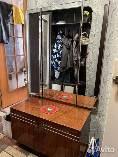 Трюмо трельяж с зеркалом