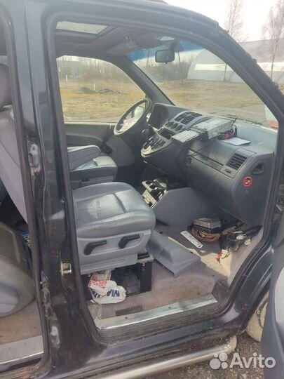 Mercedes vito 638 V класс 98г 2,3б на запчасти