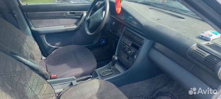 Audi A6 1.8 AT, 1996, 290 000 км