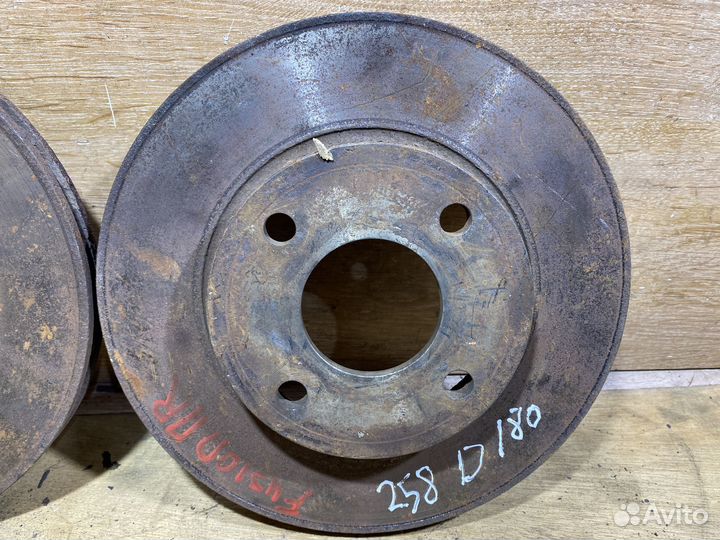 Комплект передних тормозных дисков Fusion D180