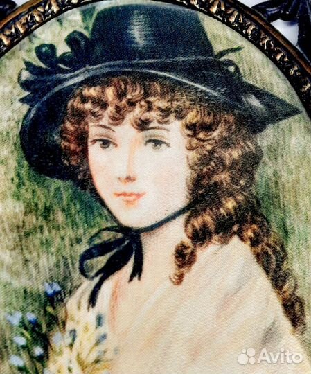 Шелкография в бронзовой рамке 